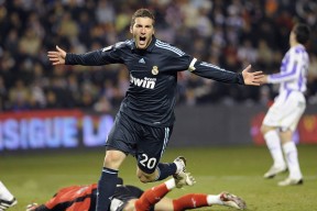 乐鱼体育官网下载-再见！国安后防铁闸提前告别中超，赛季末恐将离队，国安后防天团